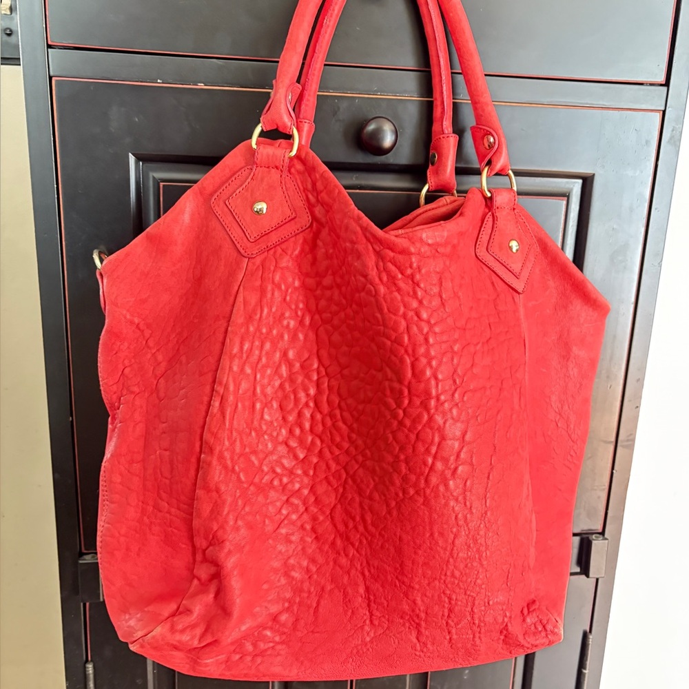 Aleanto Made in Italy. Leather handbag. Lined. Large. Double strap. Hobo style.